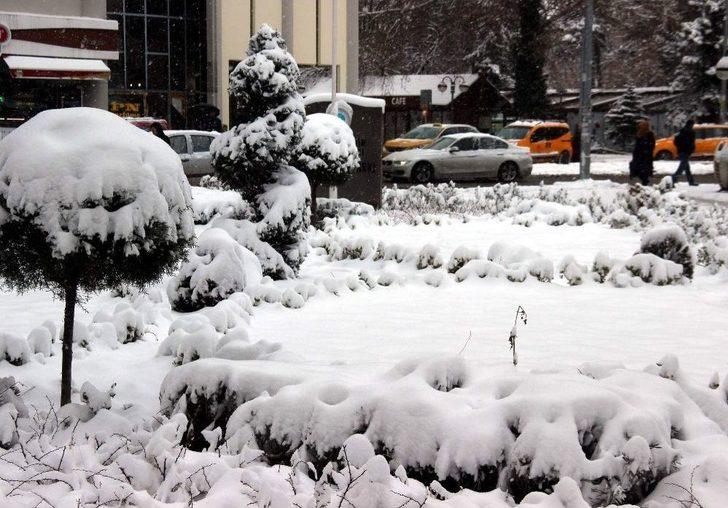 Kayseri’de Kar Yağışı Etkili Oldu, Ortaya Kartpostallık Görüntüler Çıktı G3