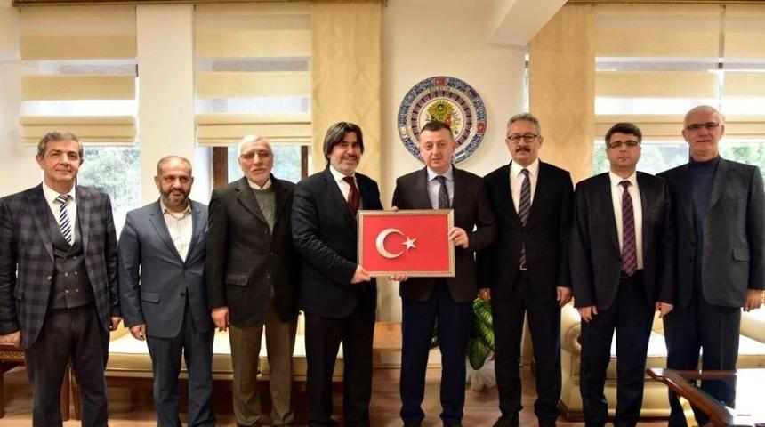 Vali B&uuml;y&uuml;kakın&rsquo;a Ziyaretler Devam Ediyor