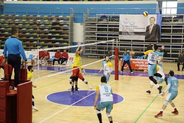 Haliliye Voleybol Takımından 3-1’lik Galibiyet