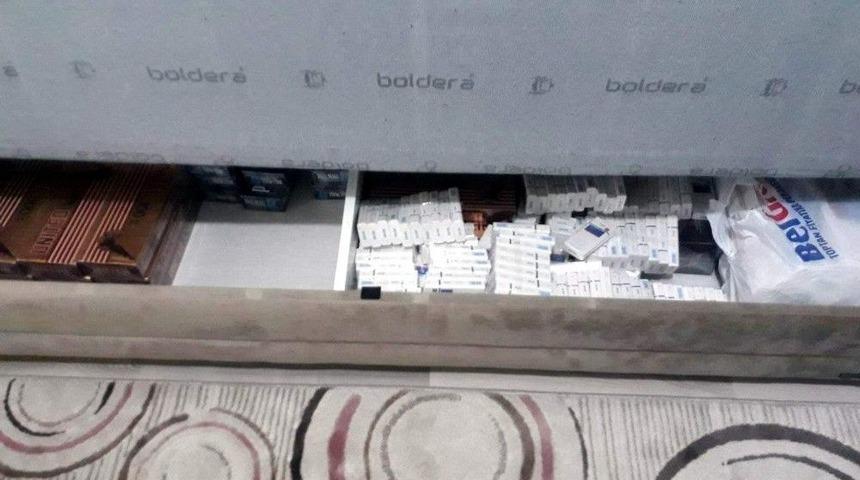 Evi Ka&ccedil;ak Sigara Deposu Olarak Kullanmış