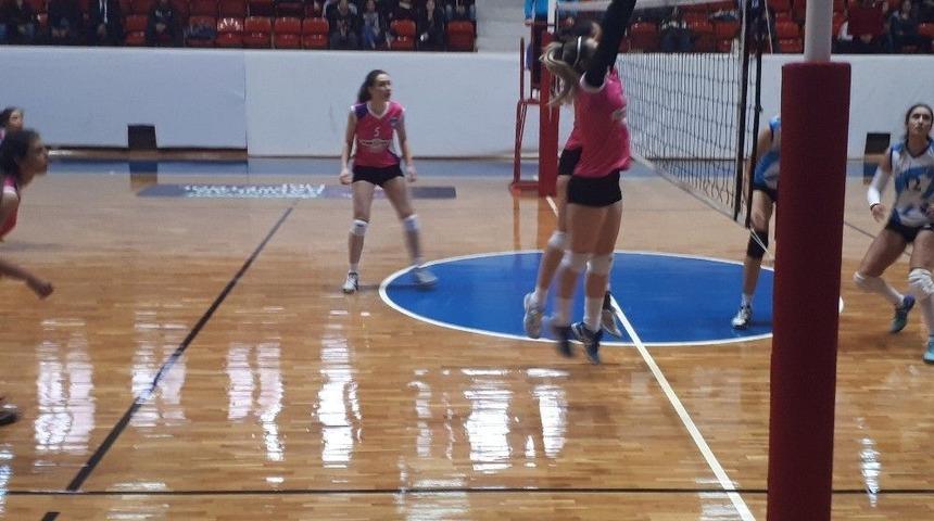 Kayseri Osb Teknik Koleji Atletikspor: 3 - Seyhan Belediyespor: 2