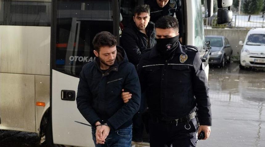 Fet&ouml;&rsquo;n&uuml;n &ldquo;askeri Mahrem Yapılanmasına&rdquo; Y&ouml;nelik Operasyonda G&ouml;zaltına Alınan 8 Ş&uuml;pheli Hakim Karşısında