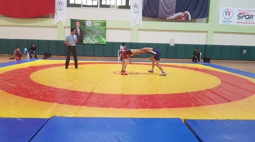 İl Se&ccedil;mesinde Lider Kağıtspor Oldu