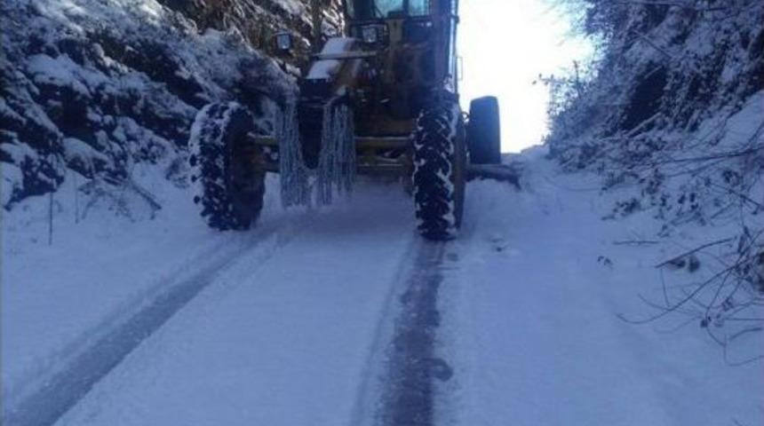 Kdz. Ereğli Belediyesi Mahallelerde Kar Temizliği Yaptı