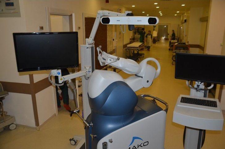 Kalça Protezinde Robot Dönemi G4