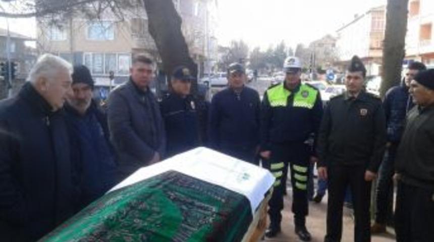 Emekli Polis Toprağa Verildi