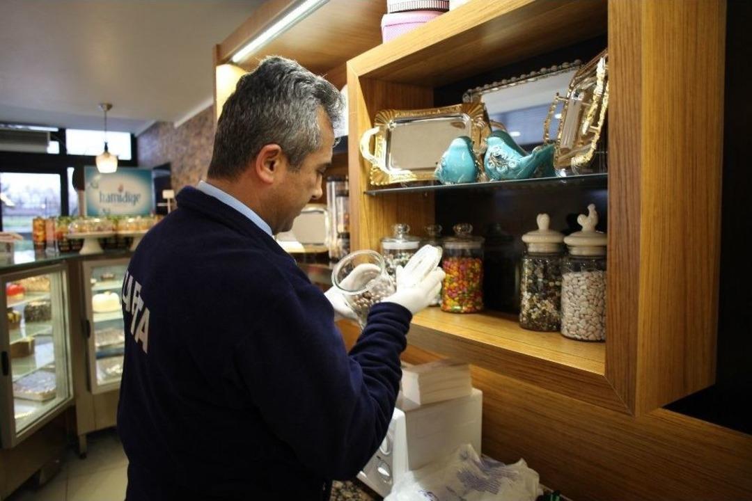 Başiskele&rsquo;de Zabıta Denetimleri S&uuml;r&uuml;yor