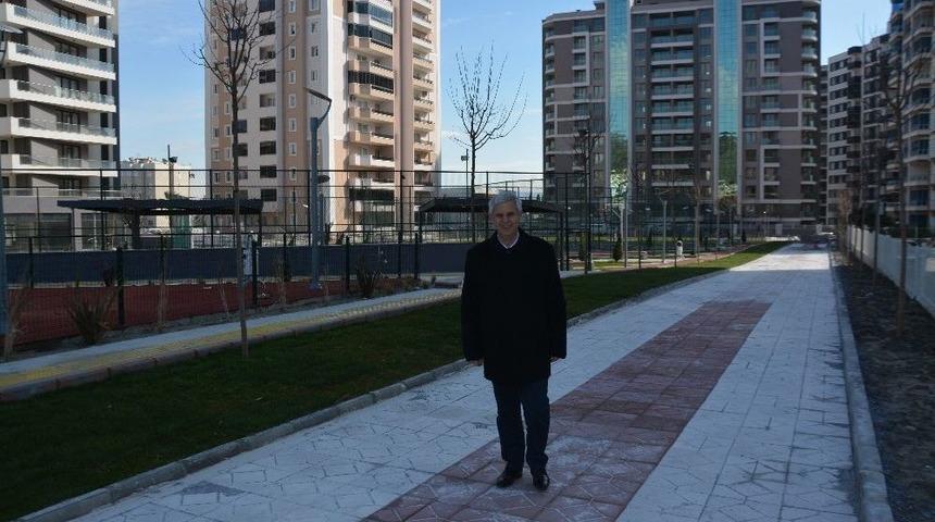 S&ouml;ke&rsquo;nin Yeni Semt Parkı Ve Spor Alanı Sosyal Kompleks Gibi