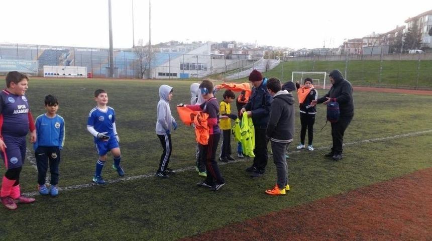 B&uuml;y&uuml;k&ccedil;ekmeceli &Ouml;ğrenciler S&ouml;mestr Tatilinde Spor Yapıyor