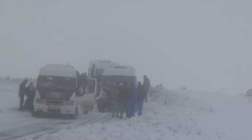 Hakkari&rsquo;de Karla M&uuml;cadele &Ccedil;alışması