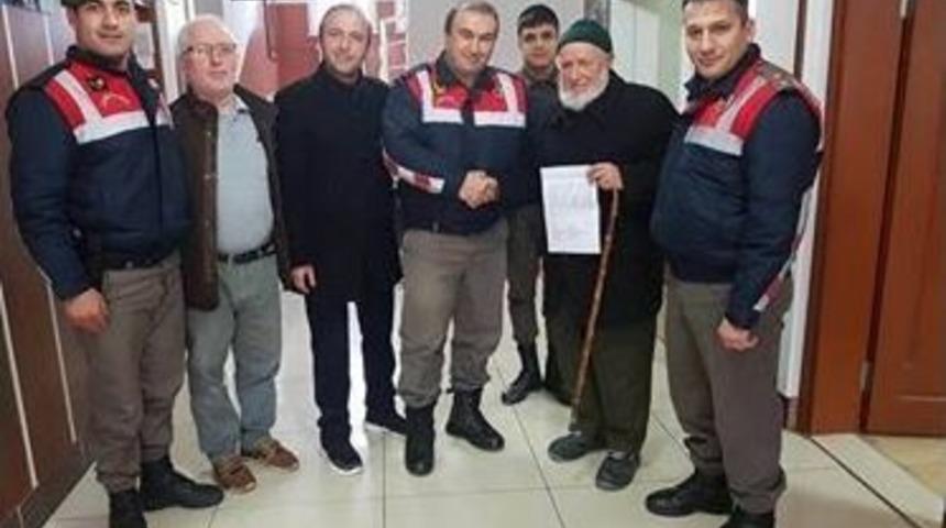 Giresunlu 86 Yaşındaki Yakup Dede &rsquo;zeytin Dalı&rsquo; İ&ccedil;in G&ouml;n&uuml;ll&uuml; Askerlik Dilek&ccedil;esi Verdi