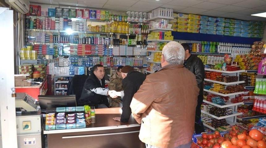 Kaymakam Beyaz, Esnafın Sorunlarını Dinledi