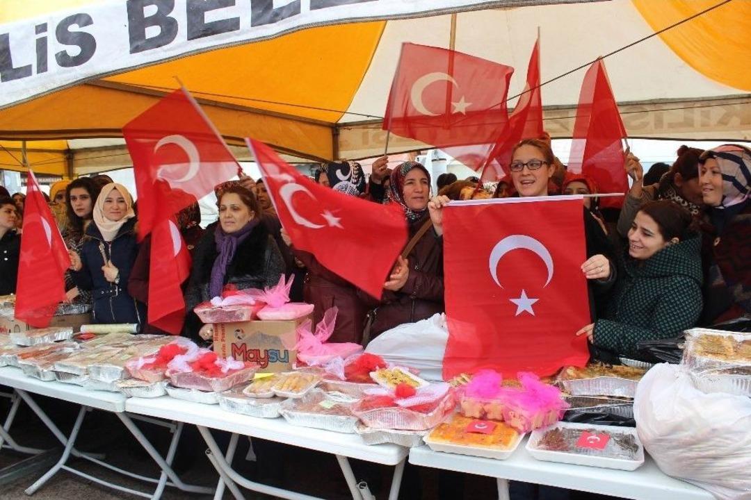 Mehmet&ccedil;iğe Ev Hanımlarından Yemek