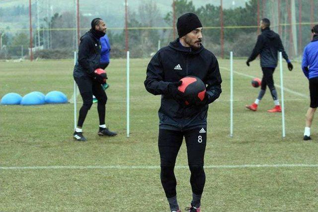 Evkur Yeni Malatyaspor Demir Grup Sivasspor’u Kanatlardan Yıkacak