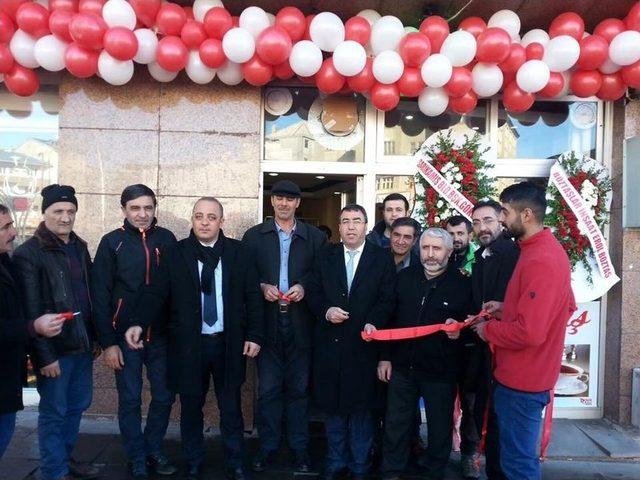 Başkan Toksoy, Kafenin Açılışını Yaptı