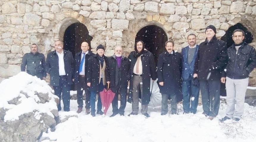 Manastır İ&ccedil;in Patrikhane Yetkilileri &Ccedil;&uuml;ng&uuml;ş&rsquo;te