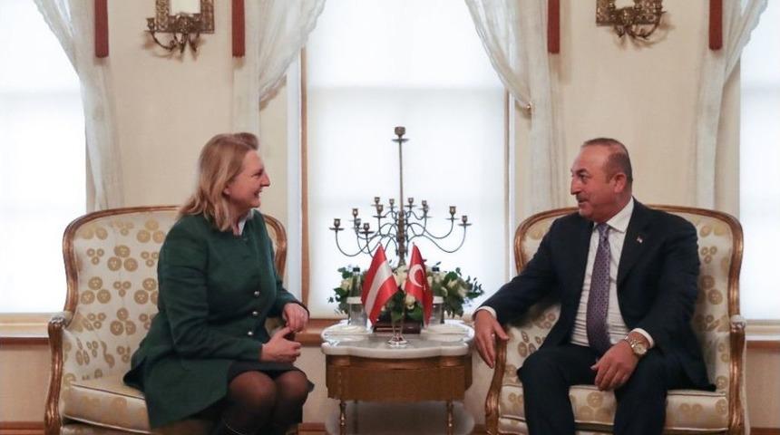 Bakan &Ccedil;avuşoğlu, Avusturya Dışişleri Bakanı Kneissl İle Bir Araya Geldi.