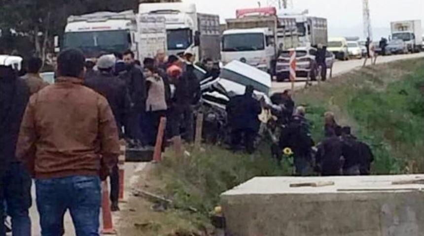 Adana&rsquo;da Trafik Kazası: 1 &Ouml;l&uuml;, 1 Yaralı