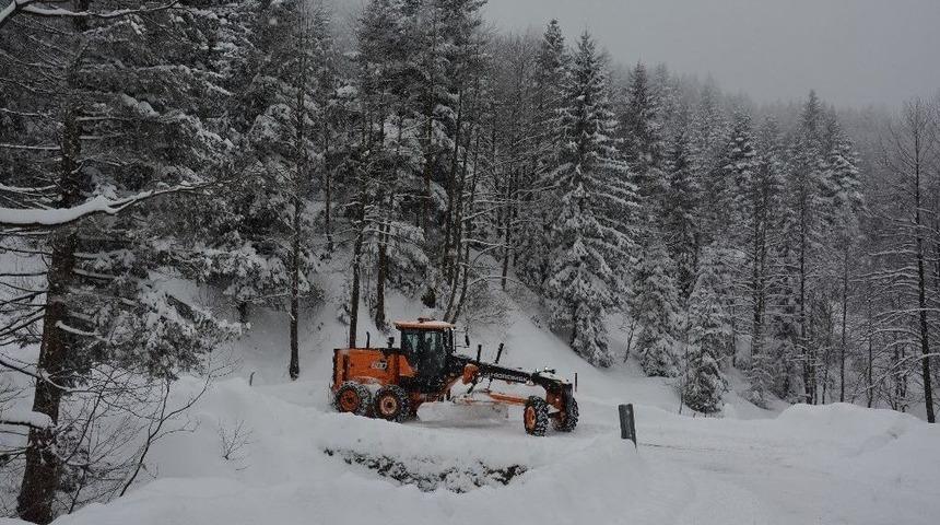 Kabad&uuml;z&rsquo;de Etkili Kar Yağışı