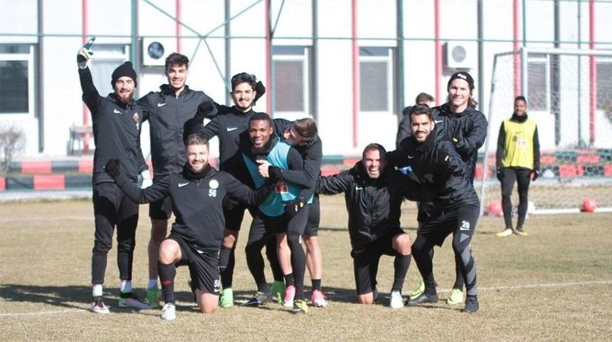 Eskişehirspor, Elazığspor&rsquo;a Hazır