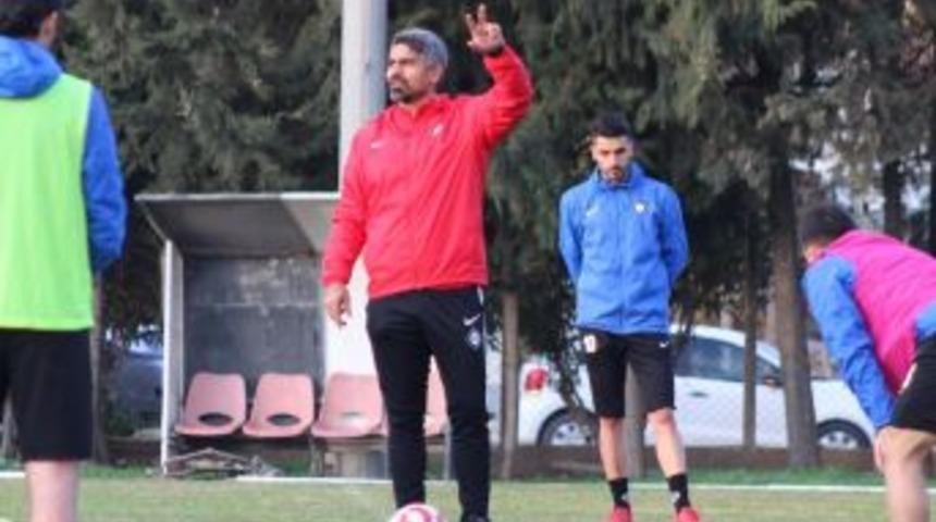 Altay’da Forvet Sıkıntısı