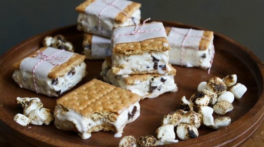 Bizi Bu G&uuml;zel Havalar Mahvetti Dondurmalar İse Kendimize Getirdi!