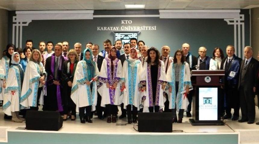 Kto Karatay&rsquo;da Lisans&uuml;st&uuml; Mezuniyet Heyecanı