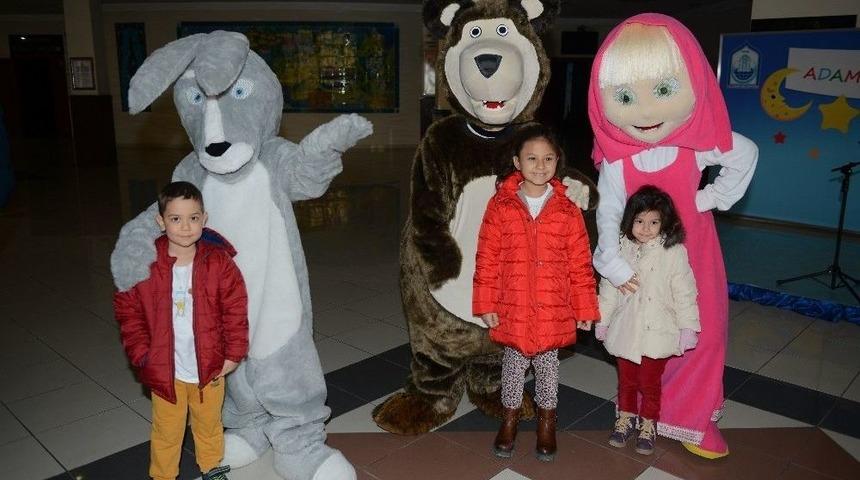Yıldırımlı Minikler &lsquo;burnunu Kaybeden Palya&ccedil;o&rsquo; İle G&uuml;ld&uuml;