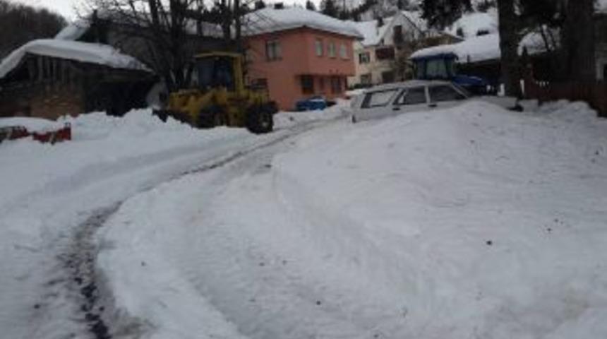 Kastamonu&rsquo;da 205 K&ouml;y Yolu Kar Yağışı Nedeniyle Kapandı