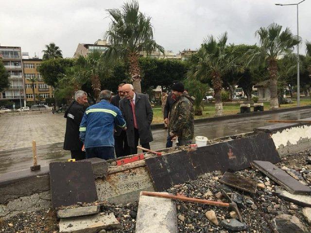 Başkan Seyfi Dingil Sahilde Yapılan Çalışmaları İnceledi