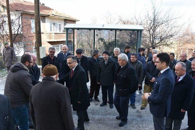 Vali Çeber, Çerçiler Mahalle Halkı İle Bir Araya Geldi