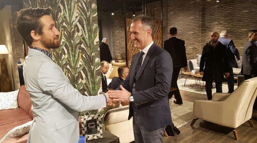 İneg&ouml;l Protokol&uuml; Mobilyacıları Yalnız Bırakmadı