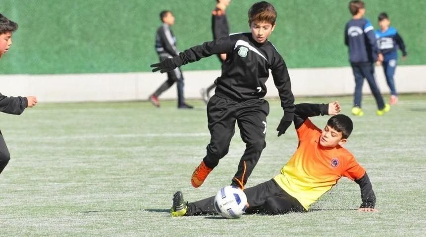 B&uuml;lent Yelkenci Turnuvası Sona Erdi