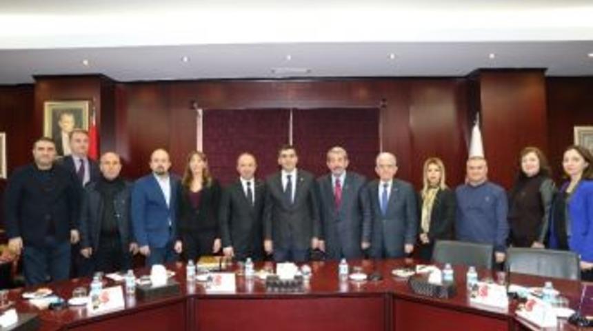 Gaziantep Kul&uuml;b&uuml;&rsquo;n&uuml;n Yeni Y&ouml;netim Kurulu Gto&rsquo;yu Ziyaret Etti