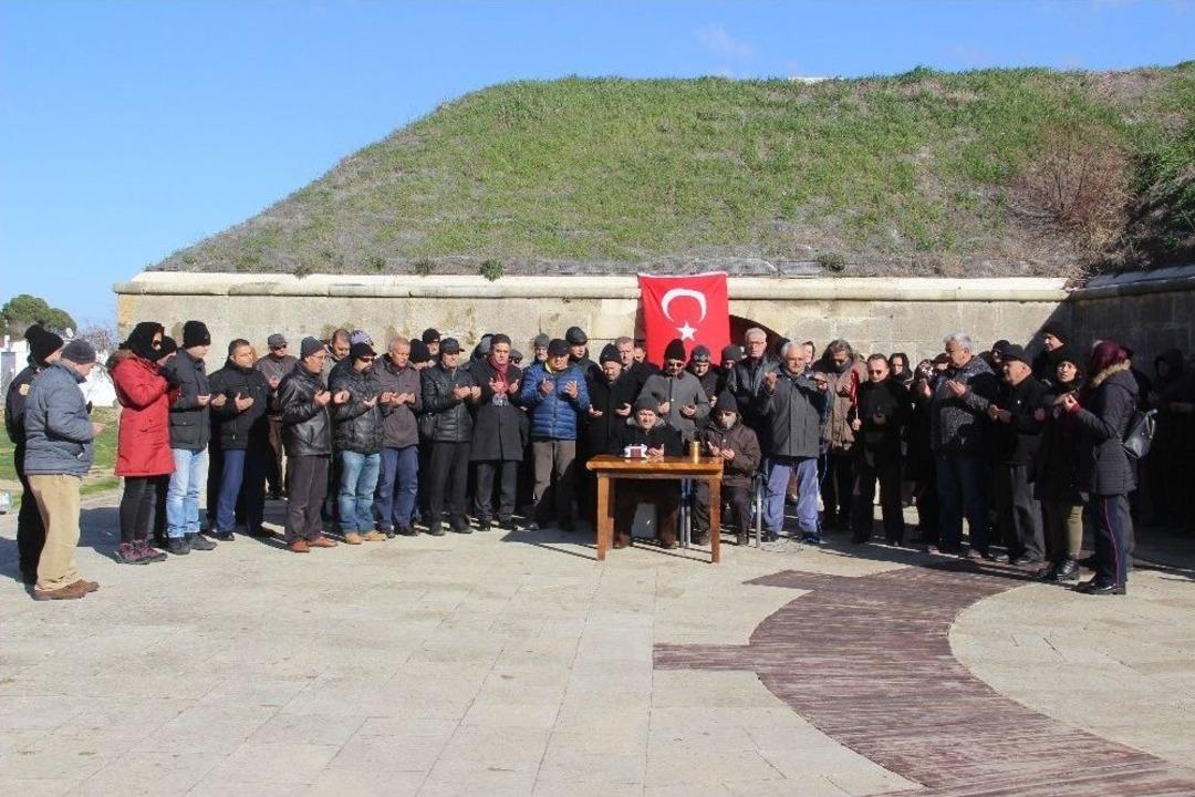 &lsquo;zeytin Dalı Harekatı&rsquo; İ&ccedil;in Fetih Suresi Okuyup, Dua Ettiler