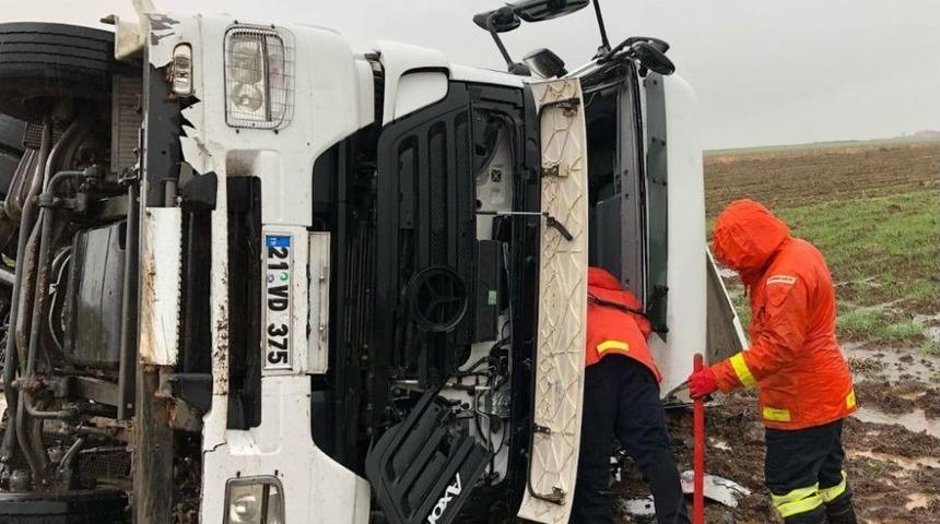 Kızıltepe&rsquo;de Trafik Kazası 2 Yaralı