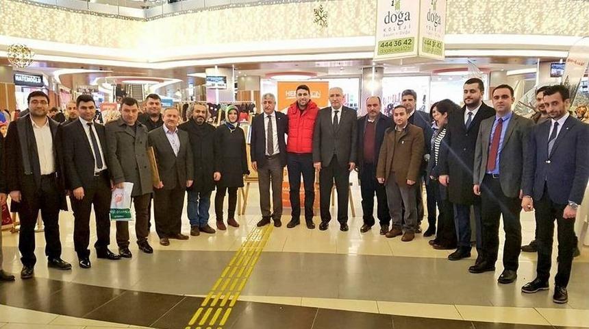 Resim Ve El Sanatları Sergisine Yoğun İlgi