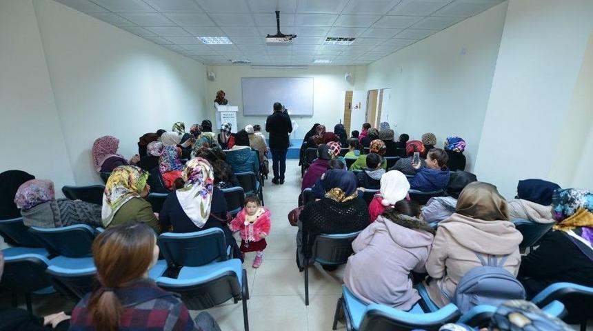 Yeşilyurt&rsquo;ta Mehmet&ccedil;ikler İ&ccedil;in &Ouml;zel Program