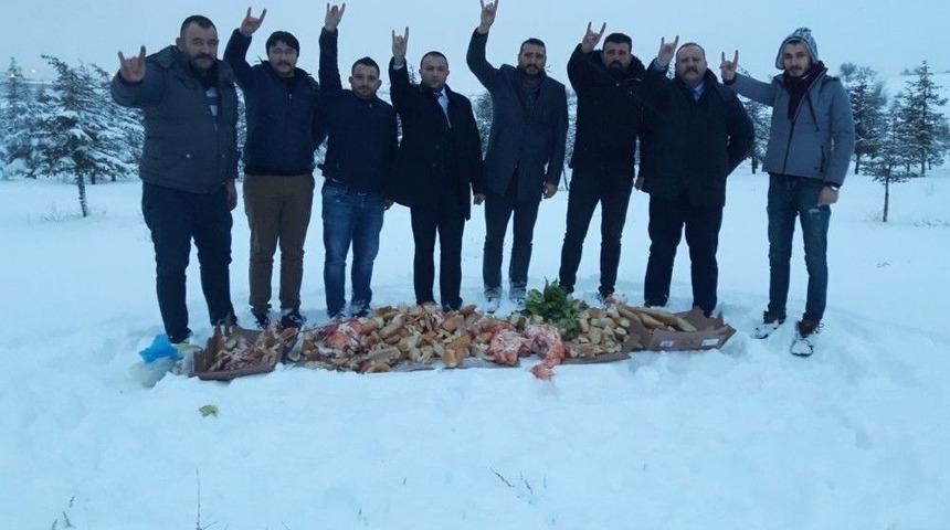 &Uuml;lk&uuml;c&uuml;ler Doğaya Yem Bıraktı