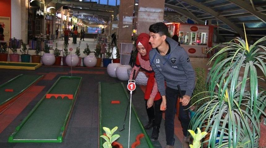 Kızıltepe&rsquo;de Bir İlk Mini Golf Sahası Yapıldı