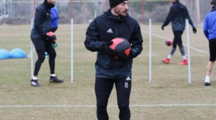 Evkur Yeni Malatyaspor&rsquo;da Murat Yıldırım&rsquo;ın Sakatlığı Korkuttu