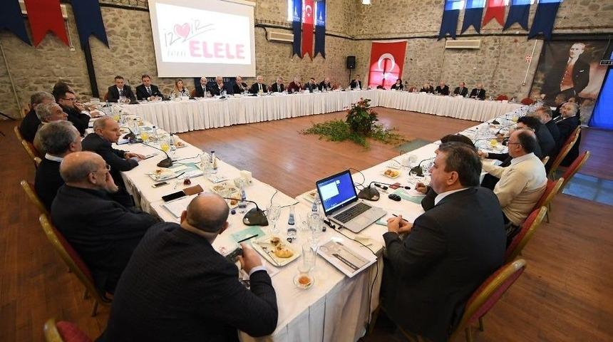 İzmir’den Zeytin Dalı Harekatına Destek