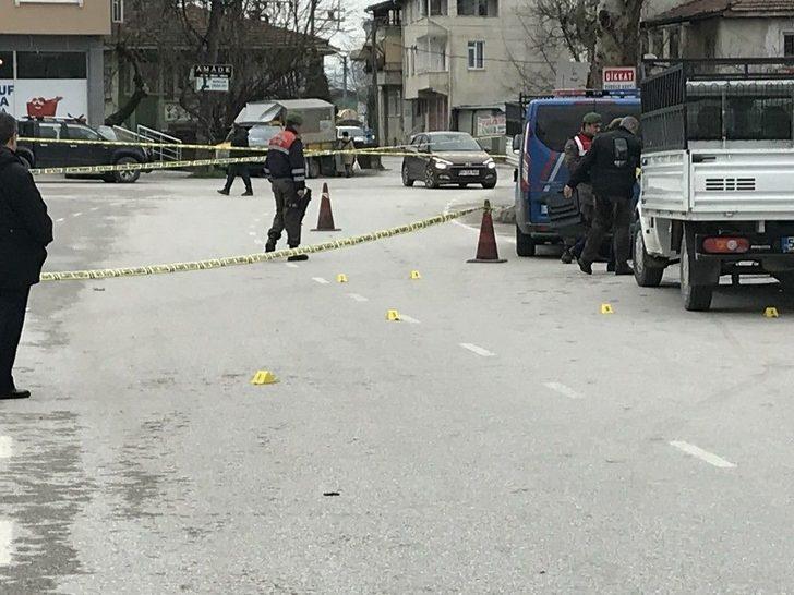 Adalet Sarayı Önünde Silahlı Çatışma: 4 Yaralı G4