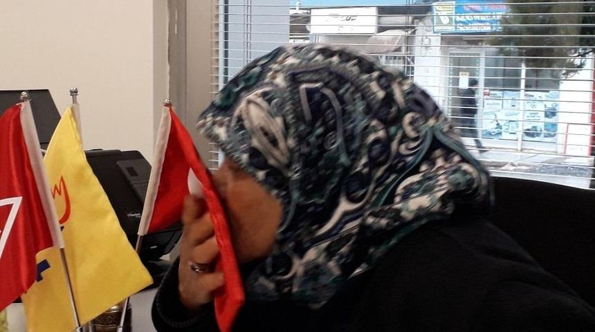 G&uuml;l&ccedil;in Teyze&rsquo;den Zeytin Dalı Harekatı&rsquo;ndaki Askerler İ&ccedil;in Dua