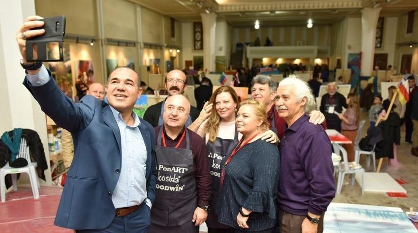 Başkan Sözlü’den Türk Dünyası Ressamlarına Ziyaret