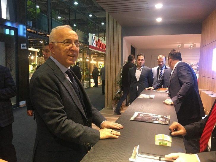 Kto Yönetim Kurulu Başkanı Mahmut Hiçyılmaz, İstanbul Mobilya Fuarı’nı Ziyaret Etti G2