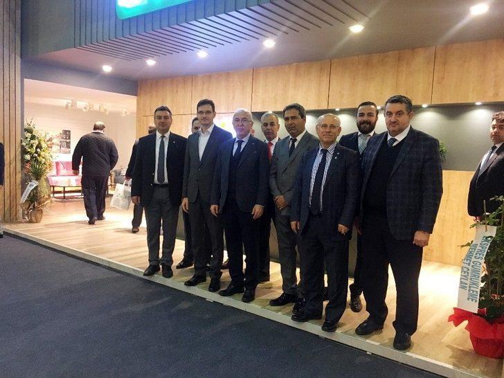 Kto Yönetim Kurulu Başkanı Mahmut Hiçyılmaz, İstanbul Mobilya Fuarı’nı Ziyaret Etti G5