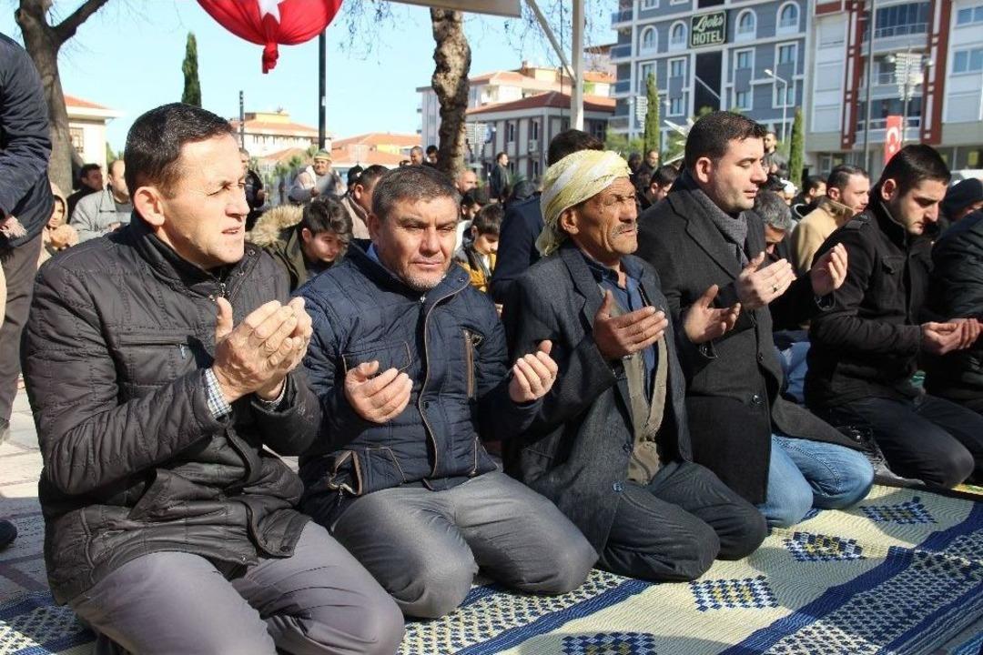 Dualar Afrin Kahramanlarına