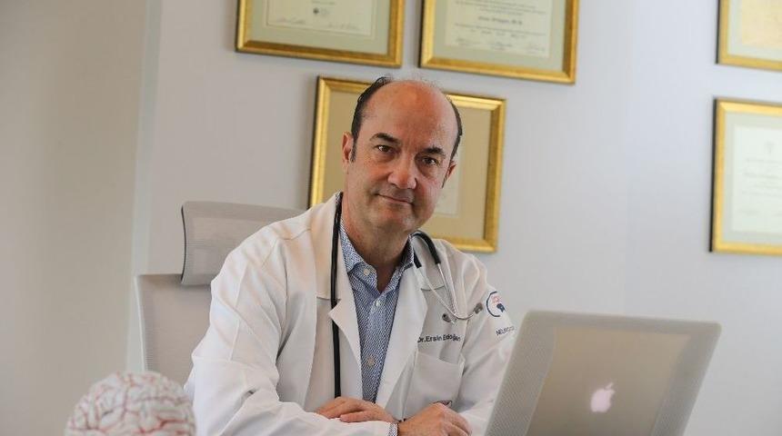 Beyin Ve Sinir Cerrahisi Uzmanı Prof. Dr. Ersin Erdoğan: &ldquo;epilepsi N&ouml;betinden Cerrahi İle Kurtulmak M&uuml;mk&uuml;n&rdquo;