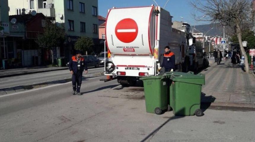 K&ouml;rfez&rsquo;de 14 Bin &Ccedil;&ouml;p Konteyneri Temizlendi
